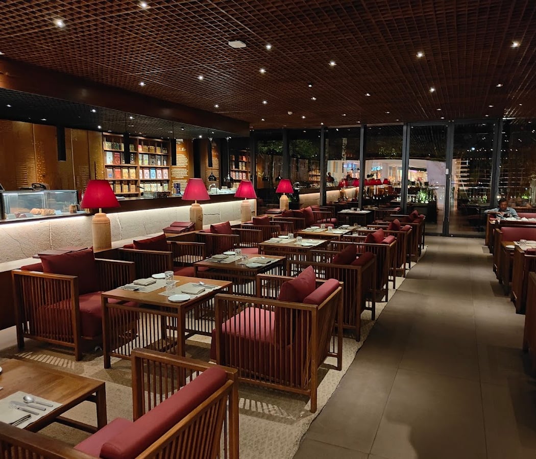 Basilur Lounge - One Galle Face 2