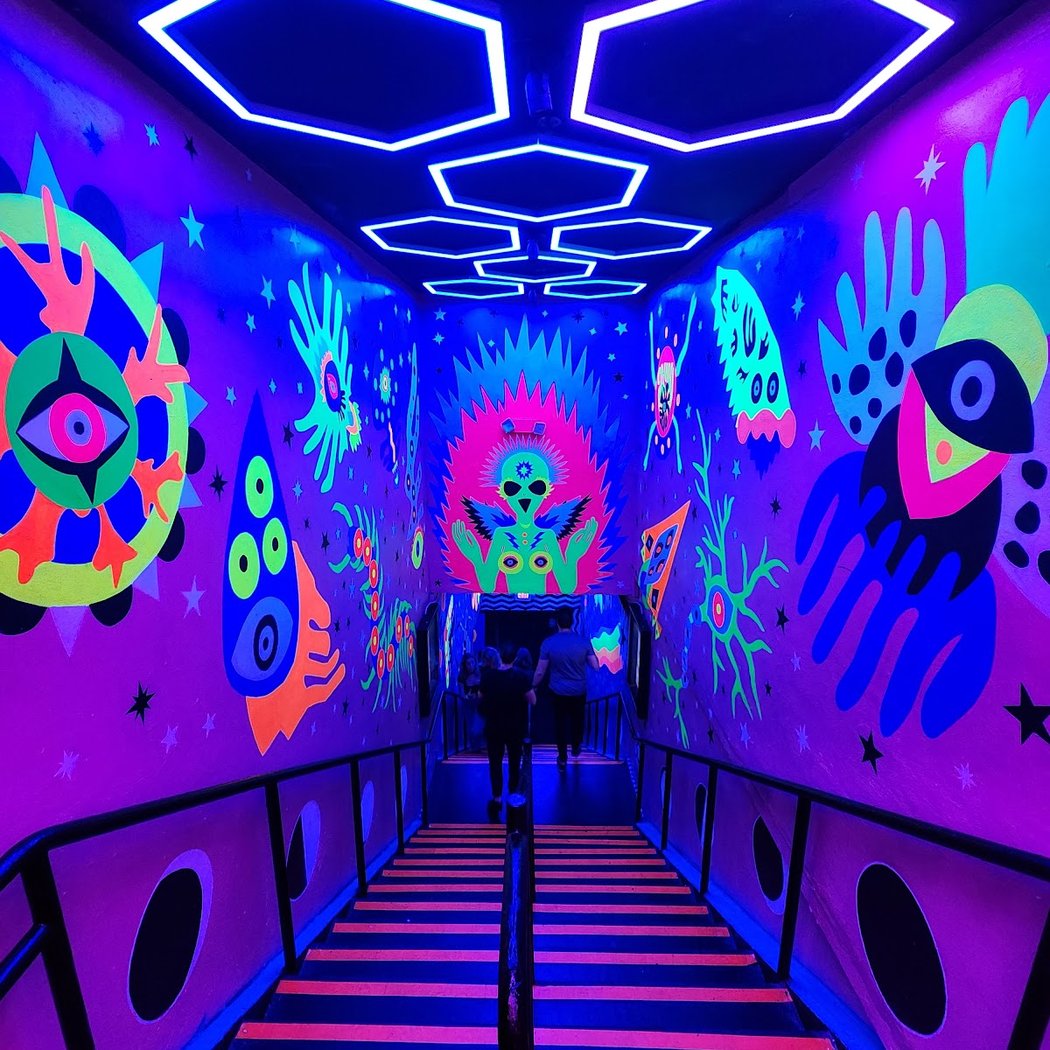 CLUB SPACE 4
