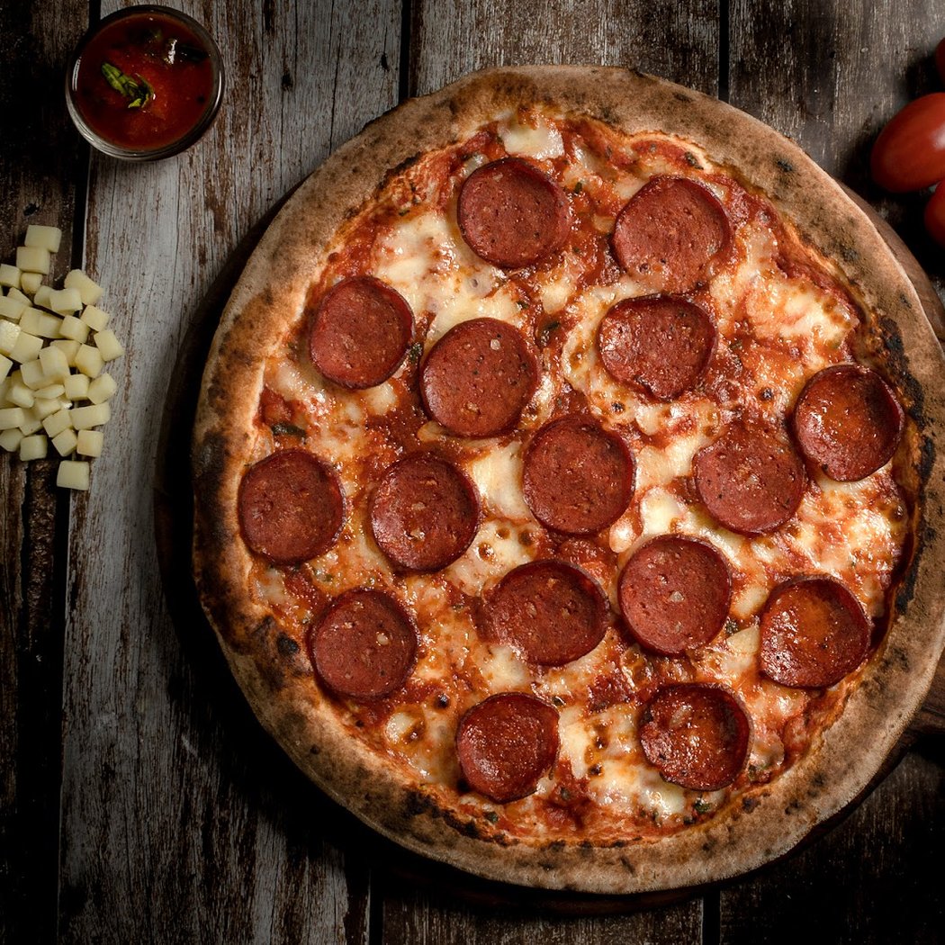 Flames Pizza 3