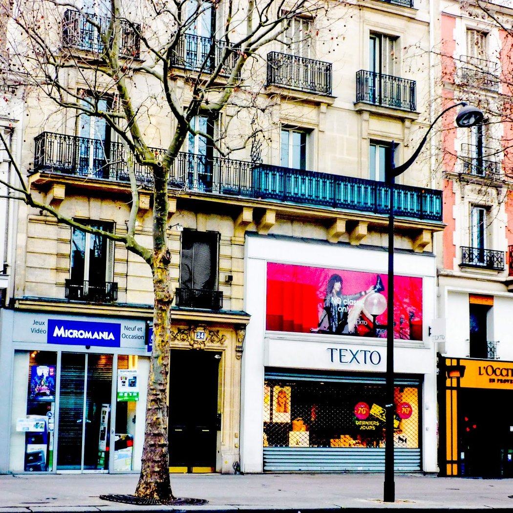Shop in Style at Avenue du Général Leclerc 1