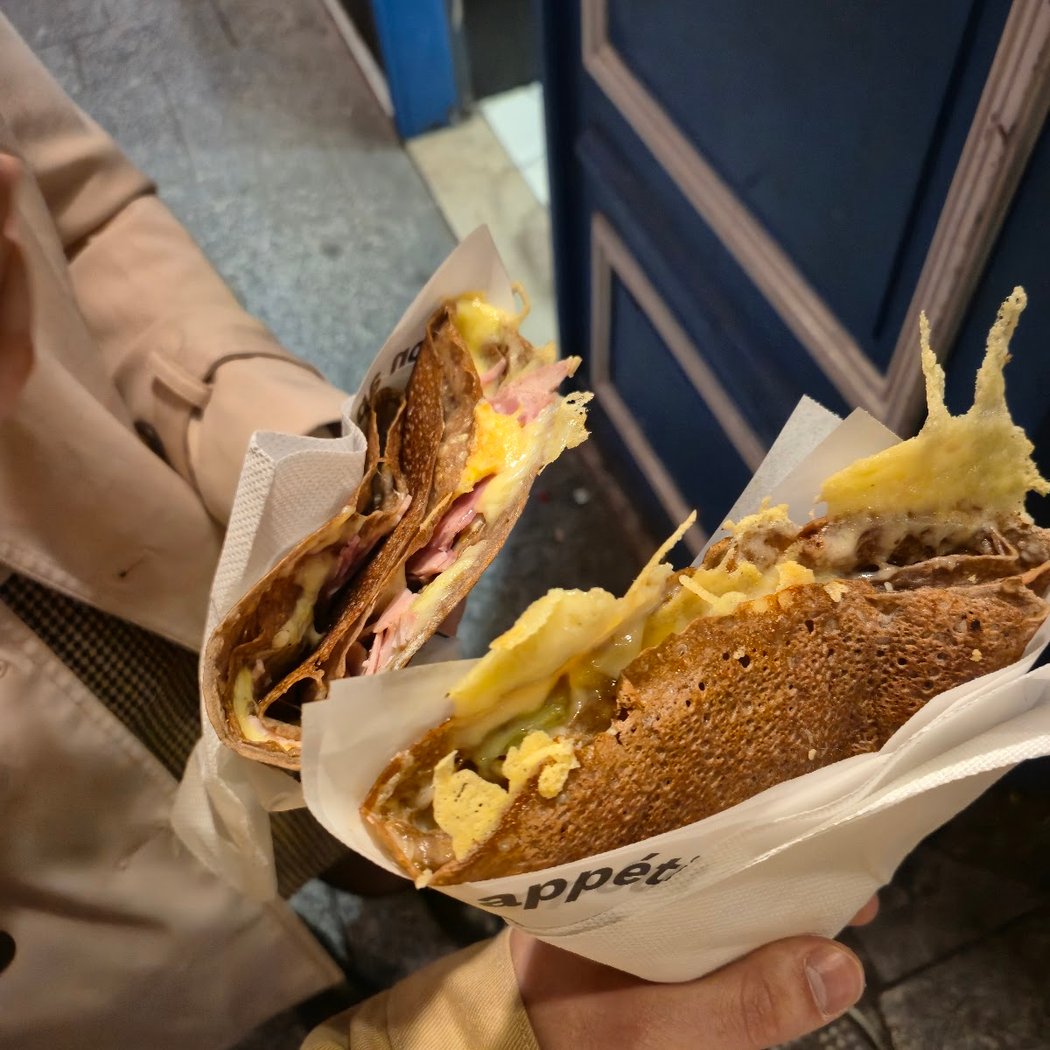 La crêperie qui fait l'angle 3