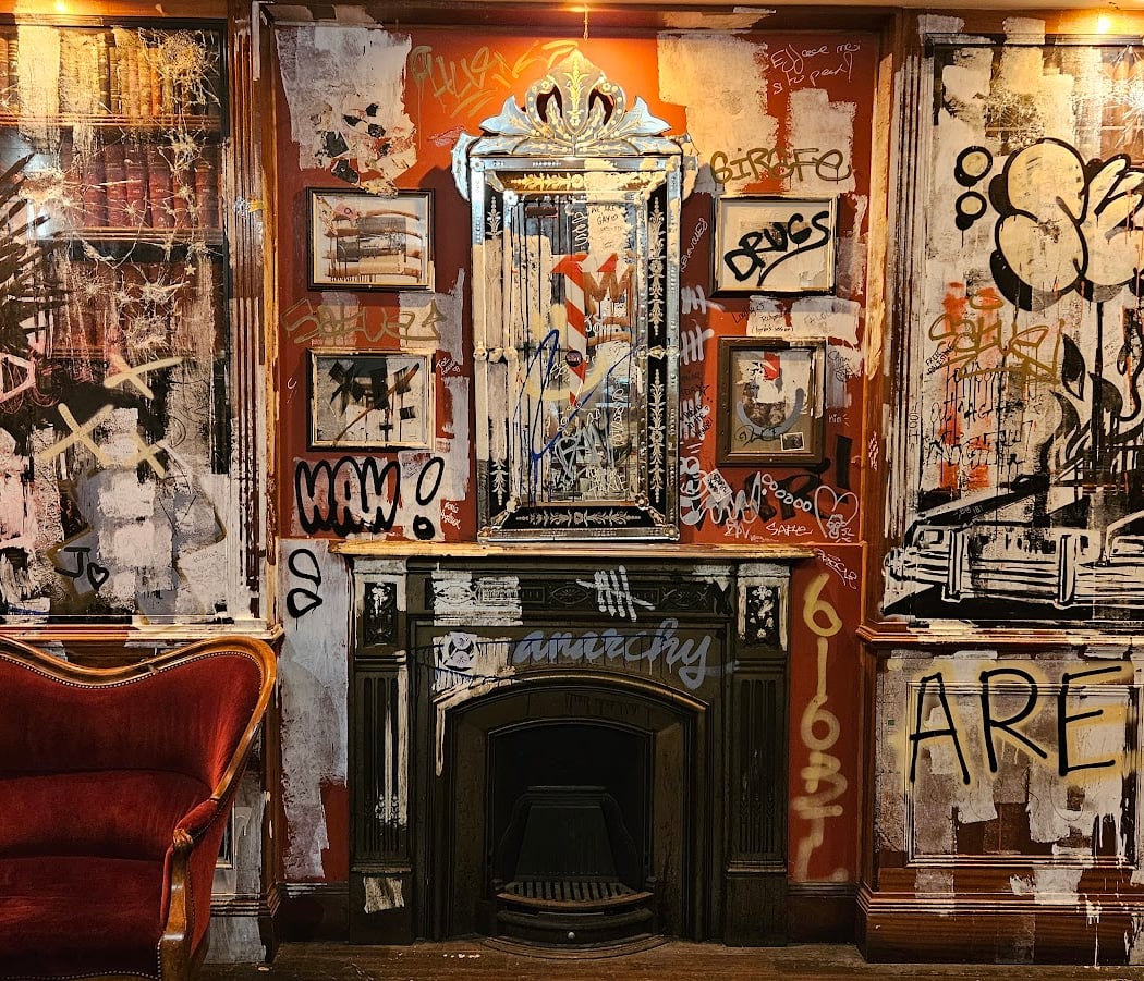 Le Flan' Ruin Pub 1