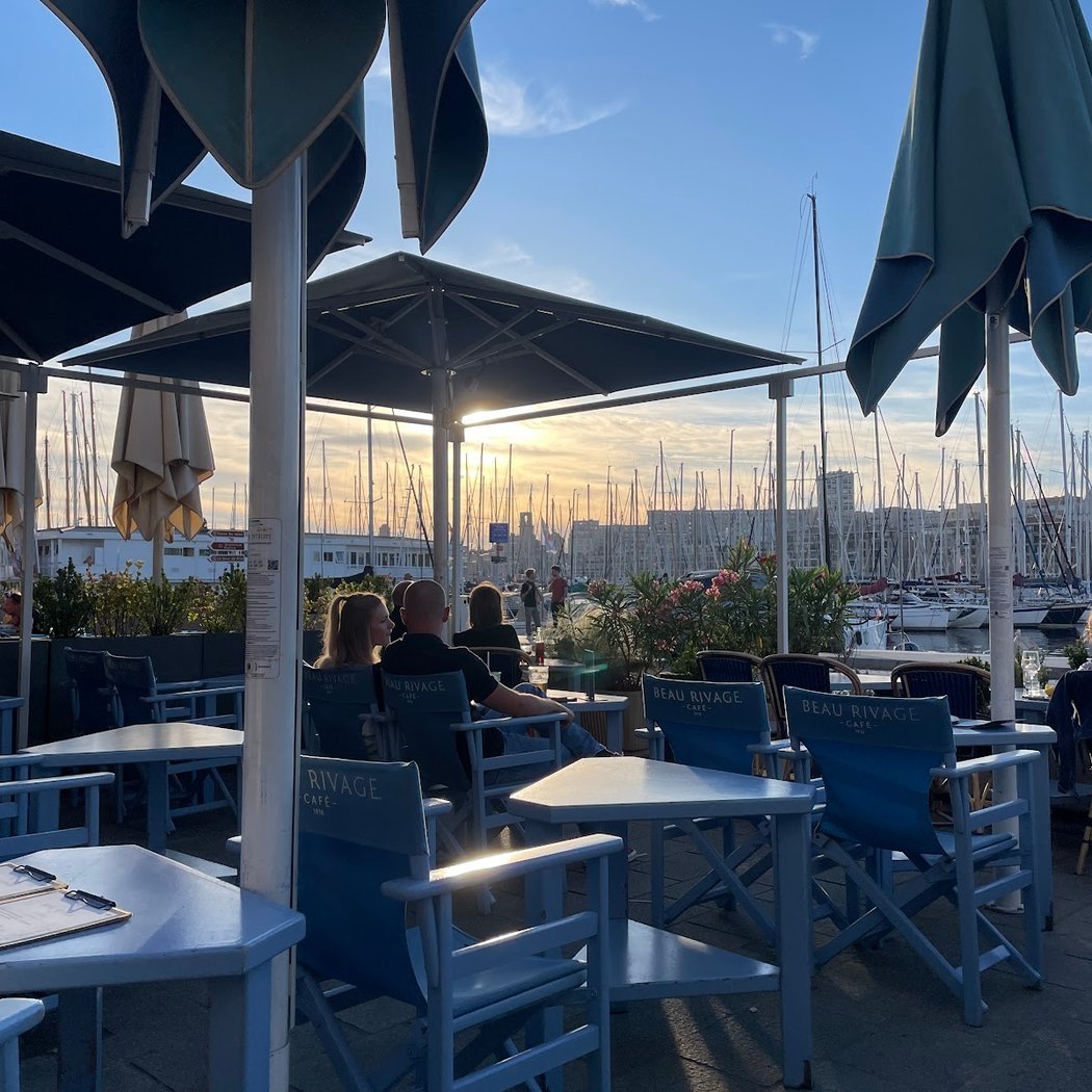 Café Beau Rivage 1