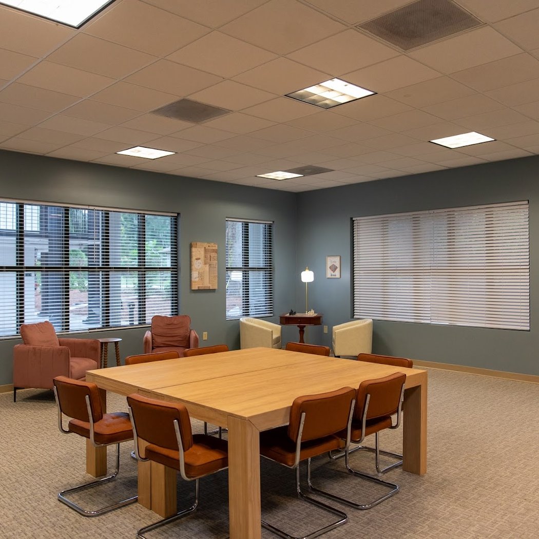 The Pearl Studio Apartment Community 1