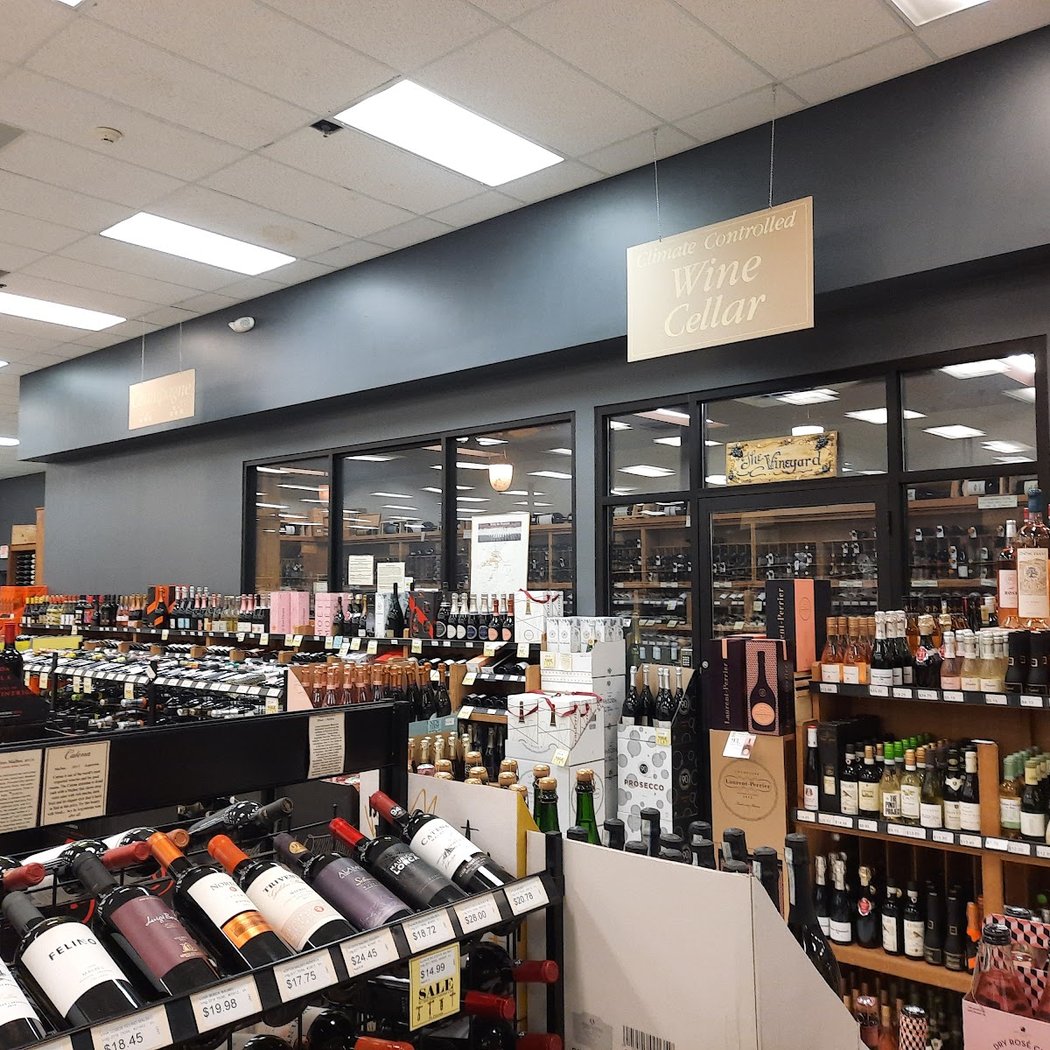 Mid Valley Wine & Liquor 3