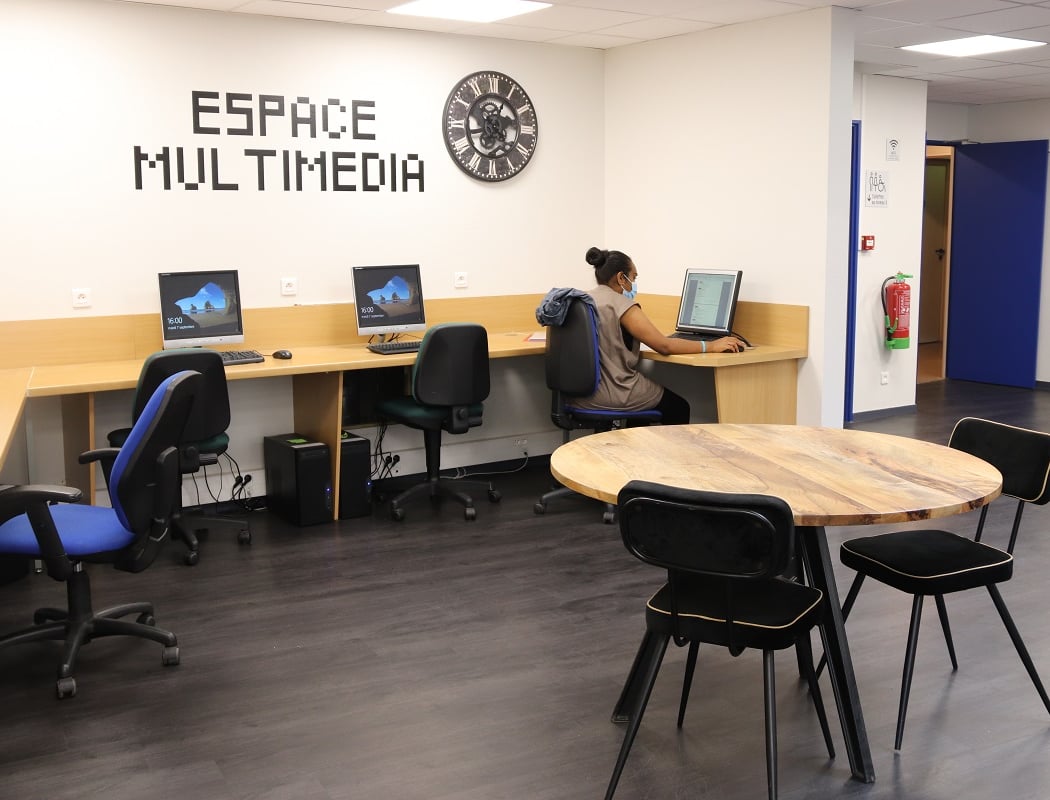 Media Library of Chaville 3
