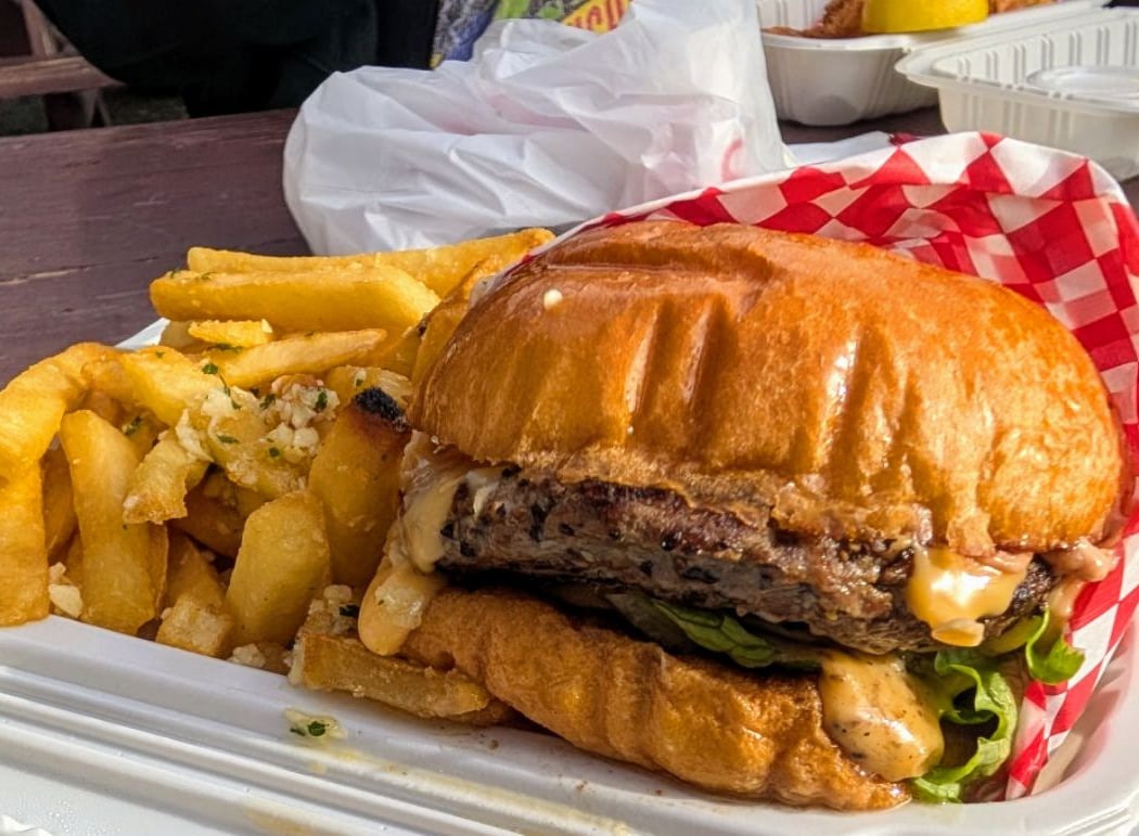 Mission Tasty Hut 2