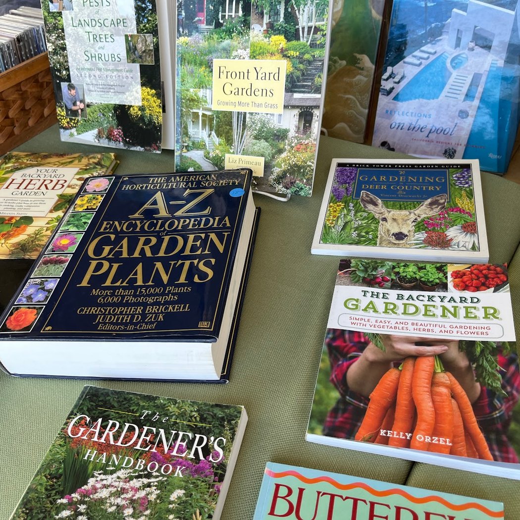 Friends Books 1