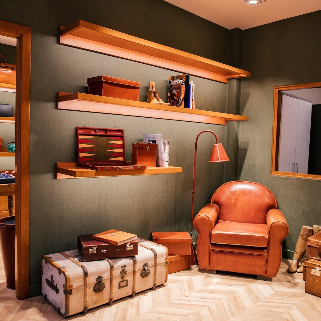 Enrile, artesanos del cuero, calzado y leathergoods 1