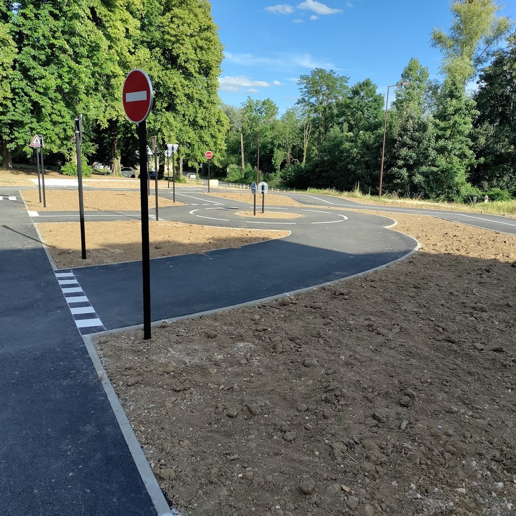 Piste d'initiation à la circulation à vélo 1
