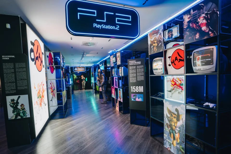 Para nosotros, jugadores. 30 años de PlayStation 2