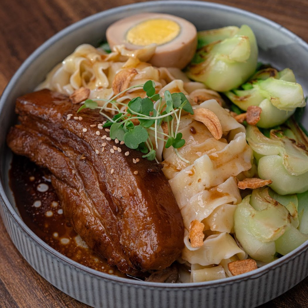 Nounou Noodle Bar 1