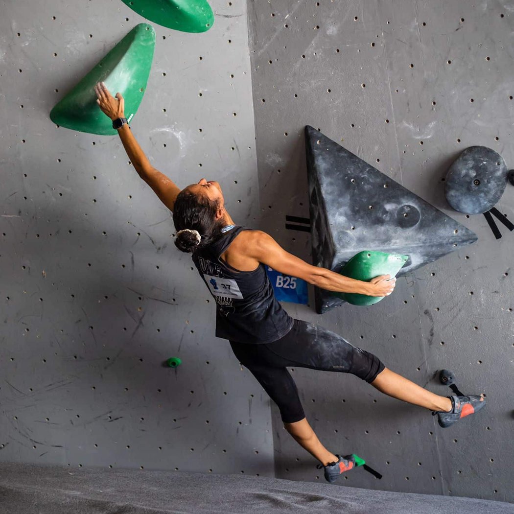 Indoor Bouldering & Climbing Sessions 3