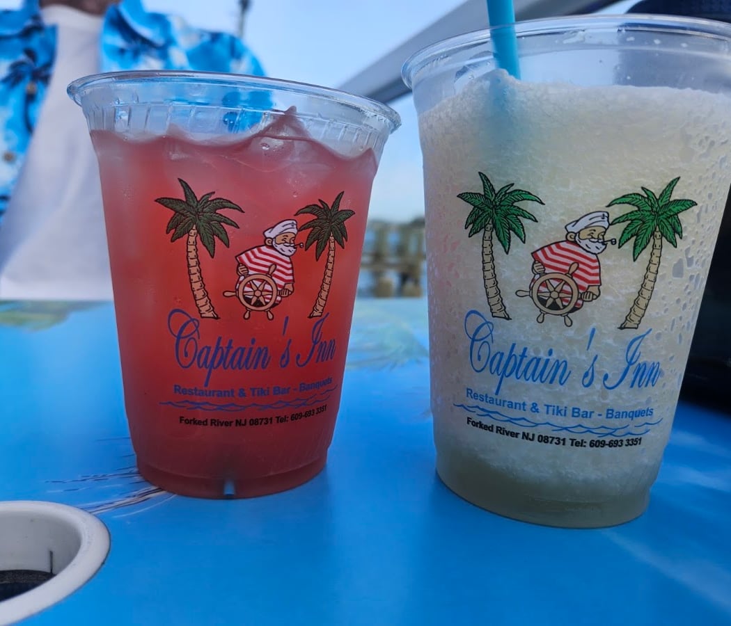 Captain’s Inn & Tiki Bar 2