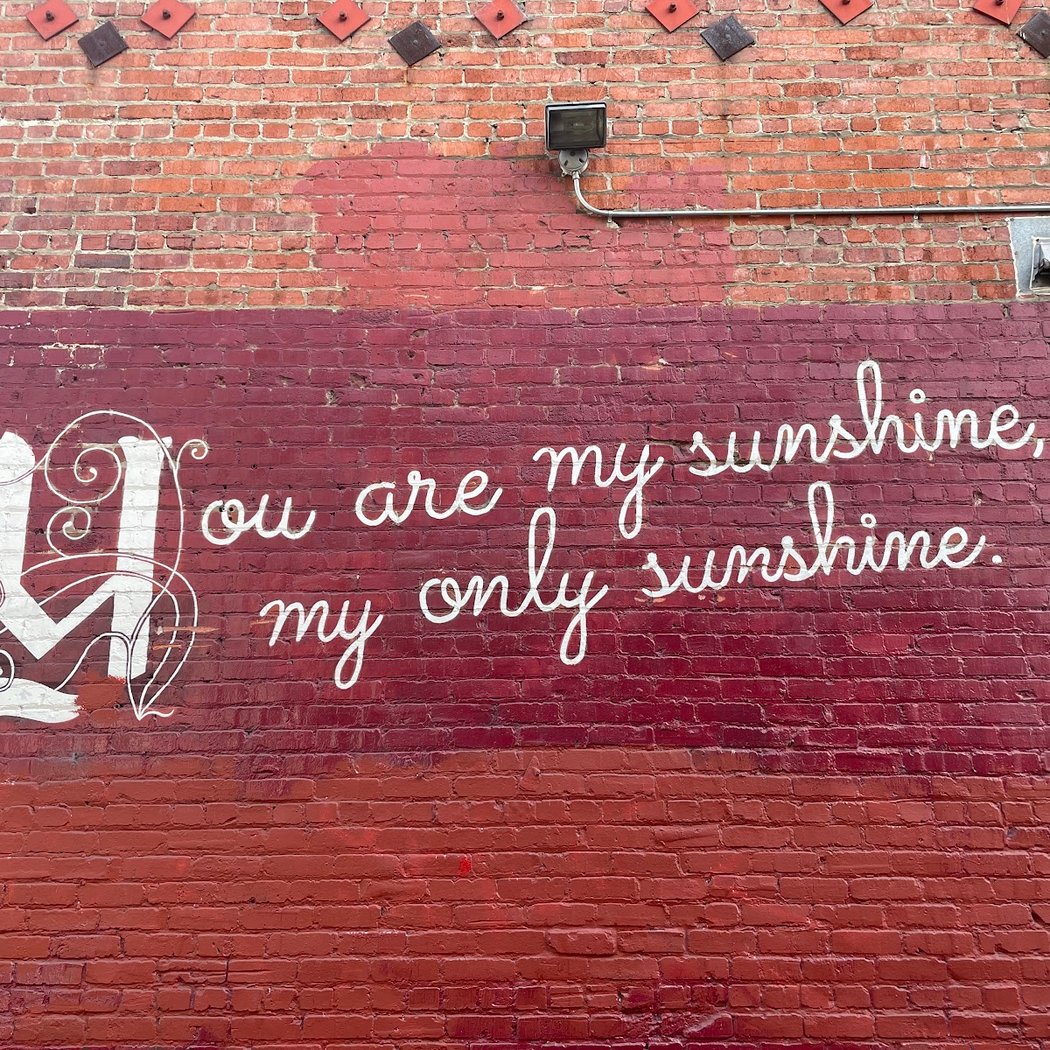 Mural: You are my sunshine, my only sunshine. 1