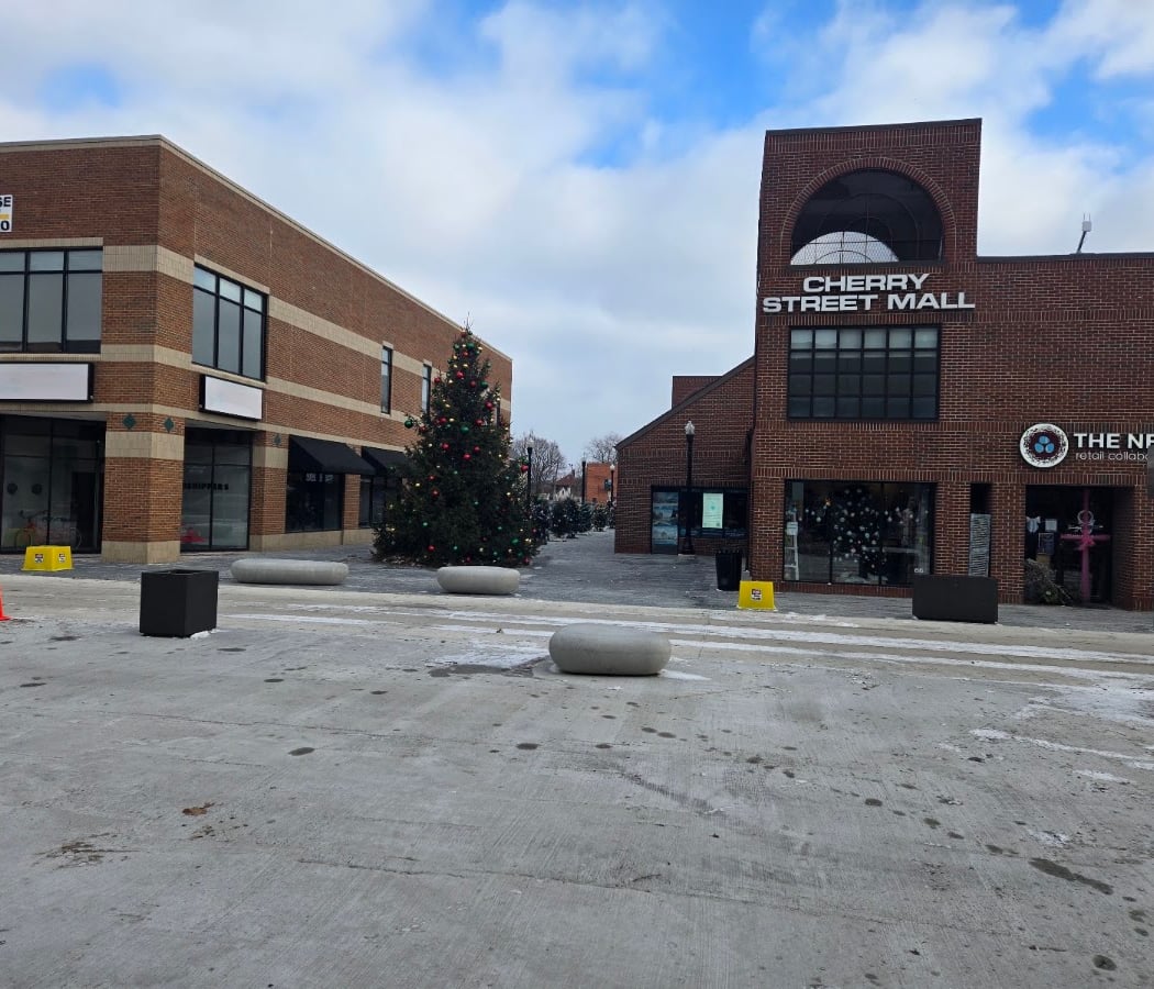 Cherry Street Mall 1
