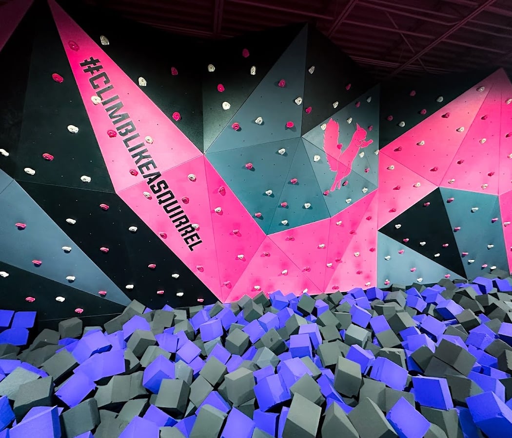 Flying Squirrel Trampoline Park 4