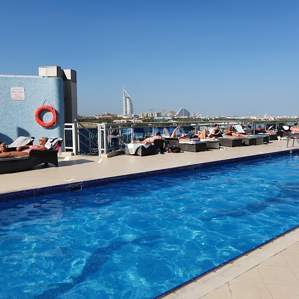 Holiday Inn & Suites Dubai Al Barsha, an IHG Hotel 3