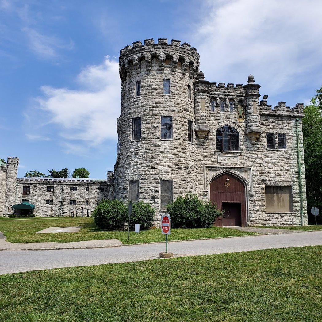 Castle Gould 1