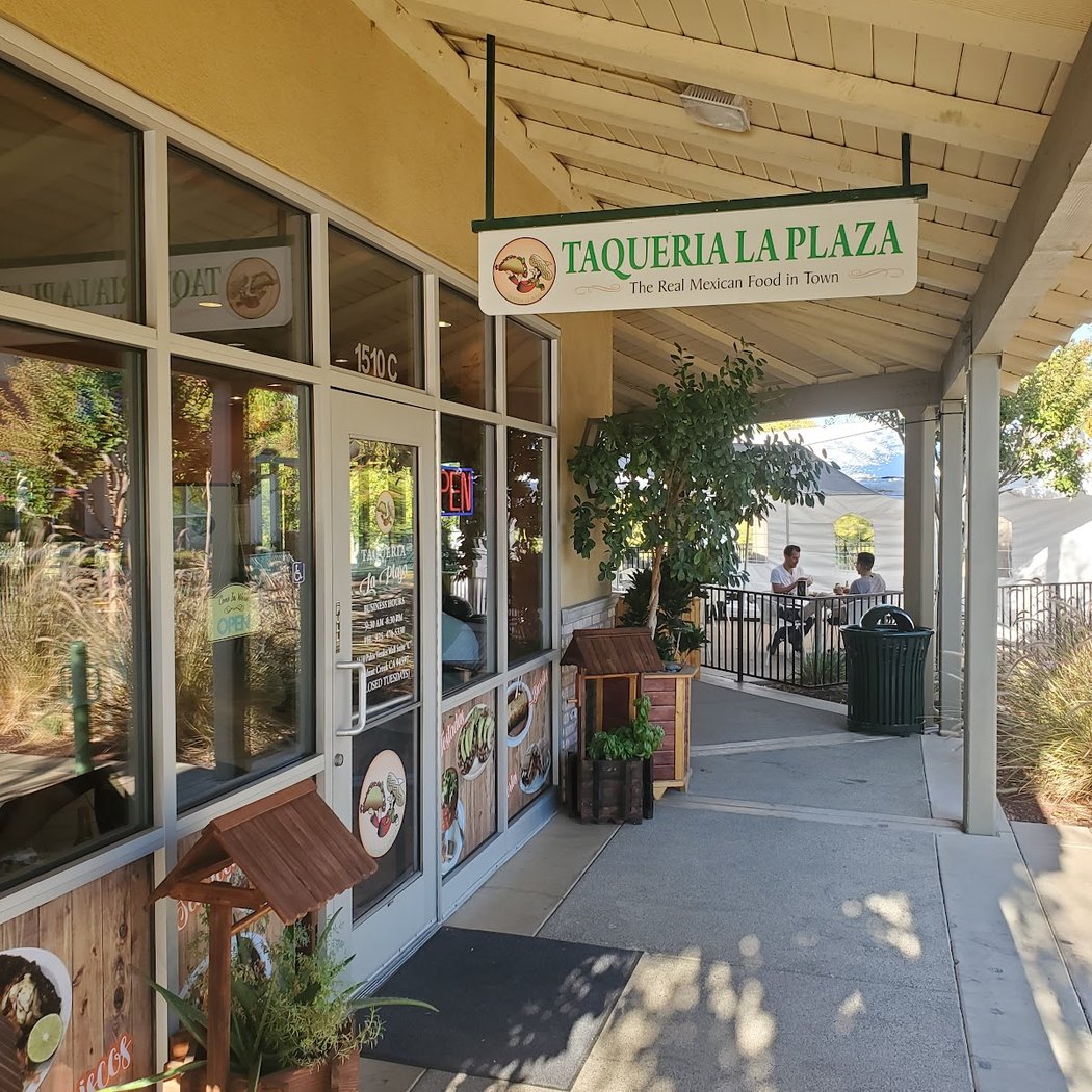 Taqueria La Plaza 2
