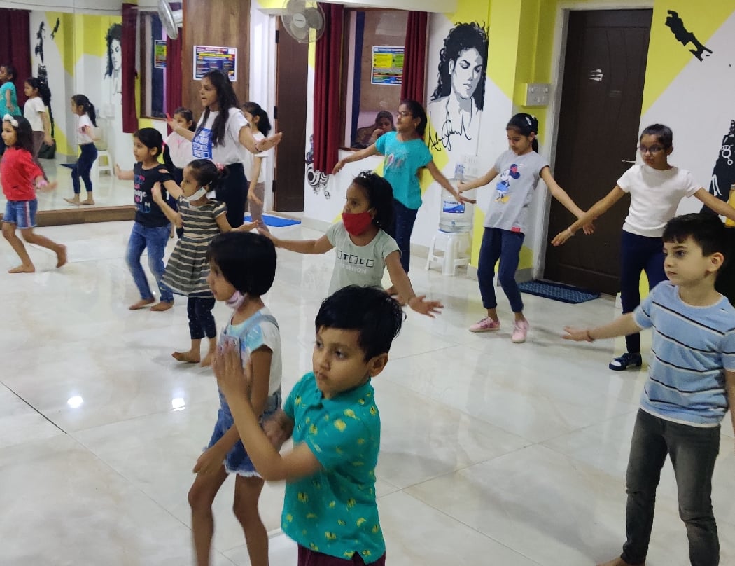 "RICHHIE'S DANCE & ARTS ACADEMY" By HEMADHRI STUDIOS 2