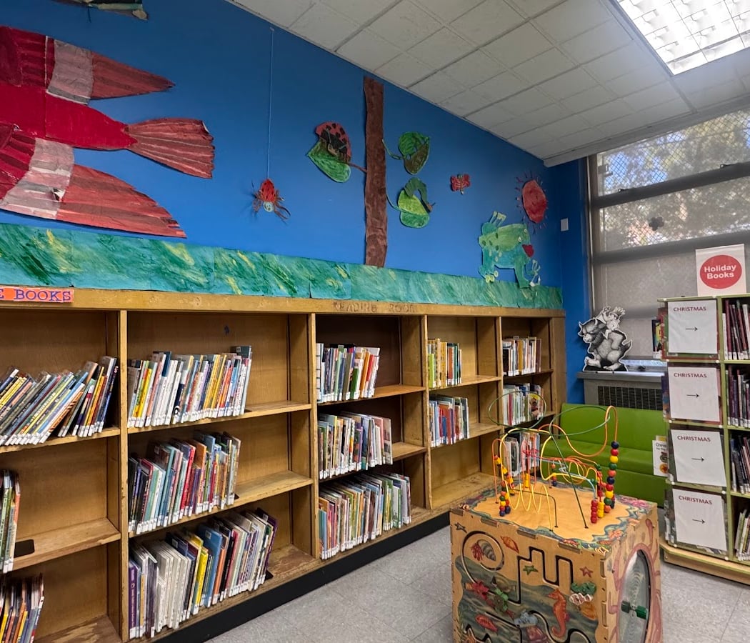 Mosholu Library 1