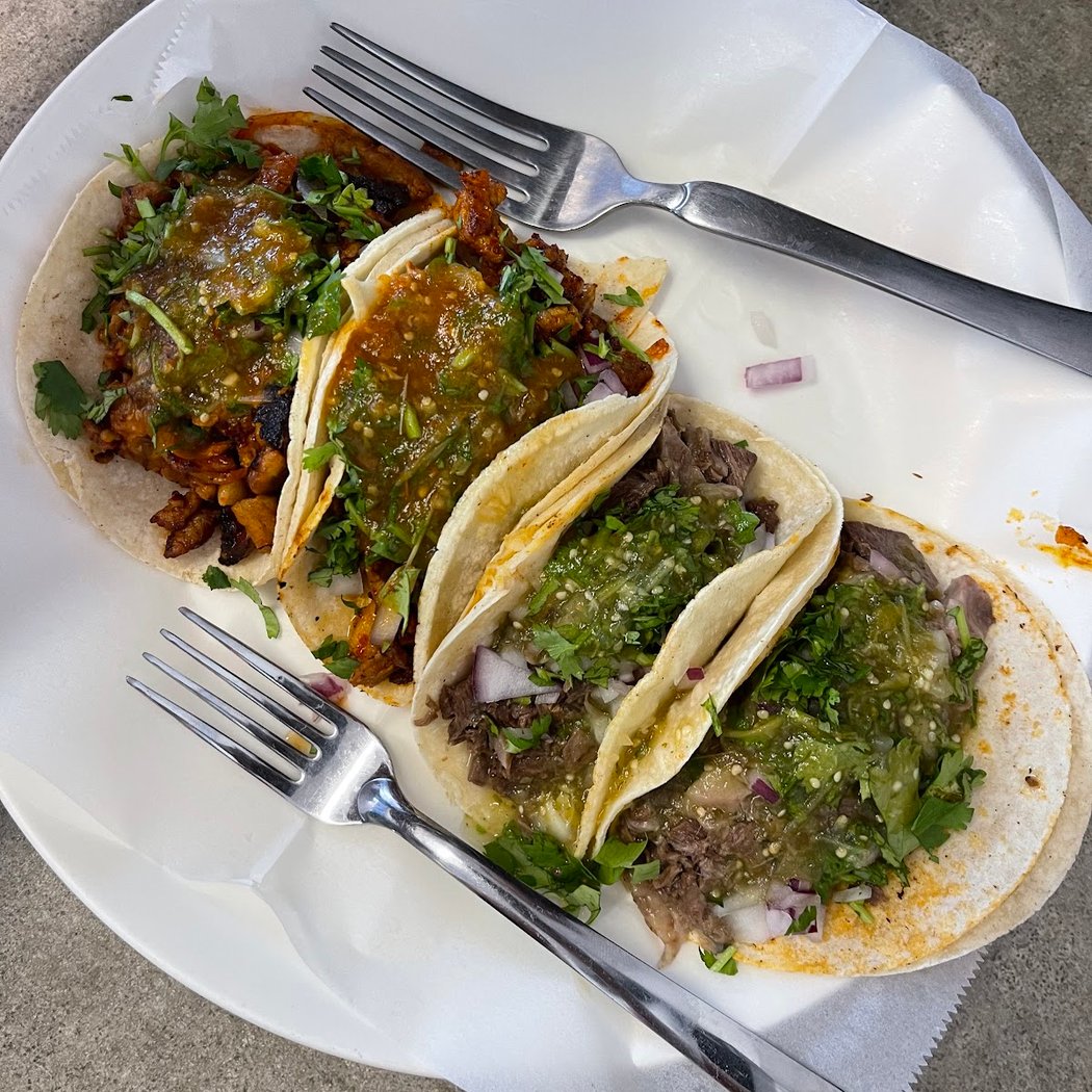 Taqueria Los Altos 3