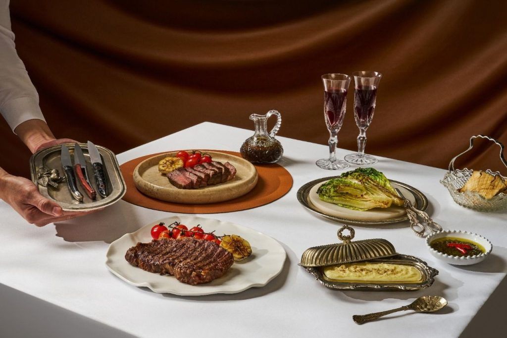 The Astor Grill by St. Regis 1