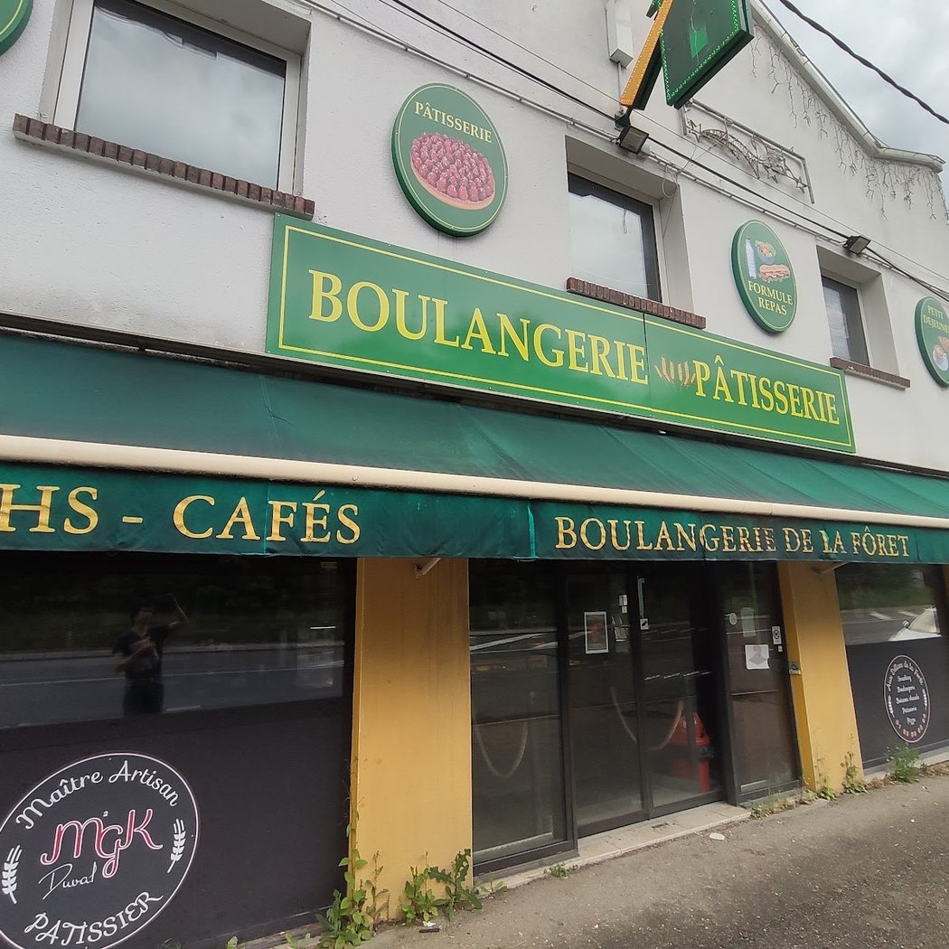 Bakery with forest delights 3