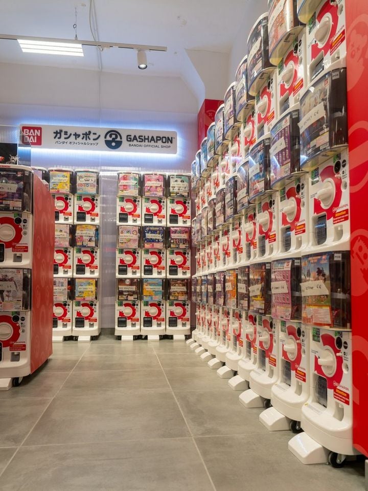 Gashapon Bandai Official - Rivoli, magasin opéré par King Jouet 2