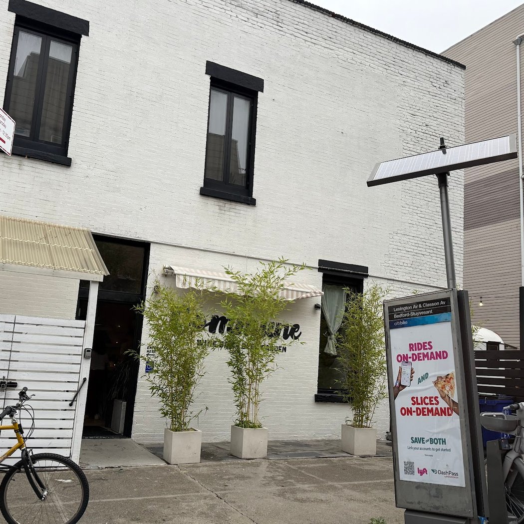 Commune Cafe + Wine Bar 4