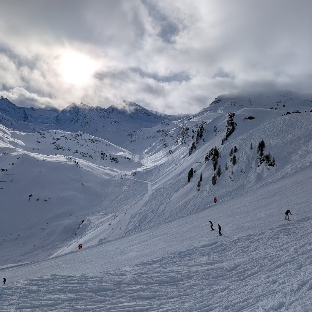 Sport 2000 Happy Mountains - Location ski Brides les Bains 1