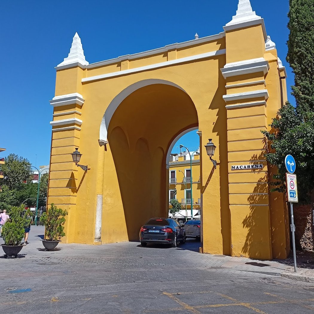 Arco de la Macarena 3
