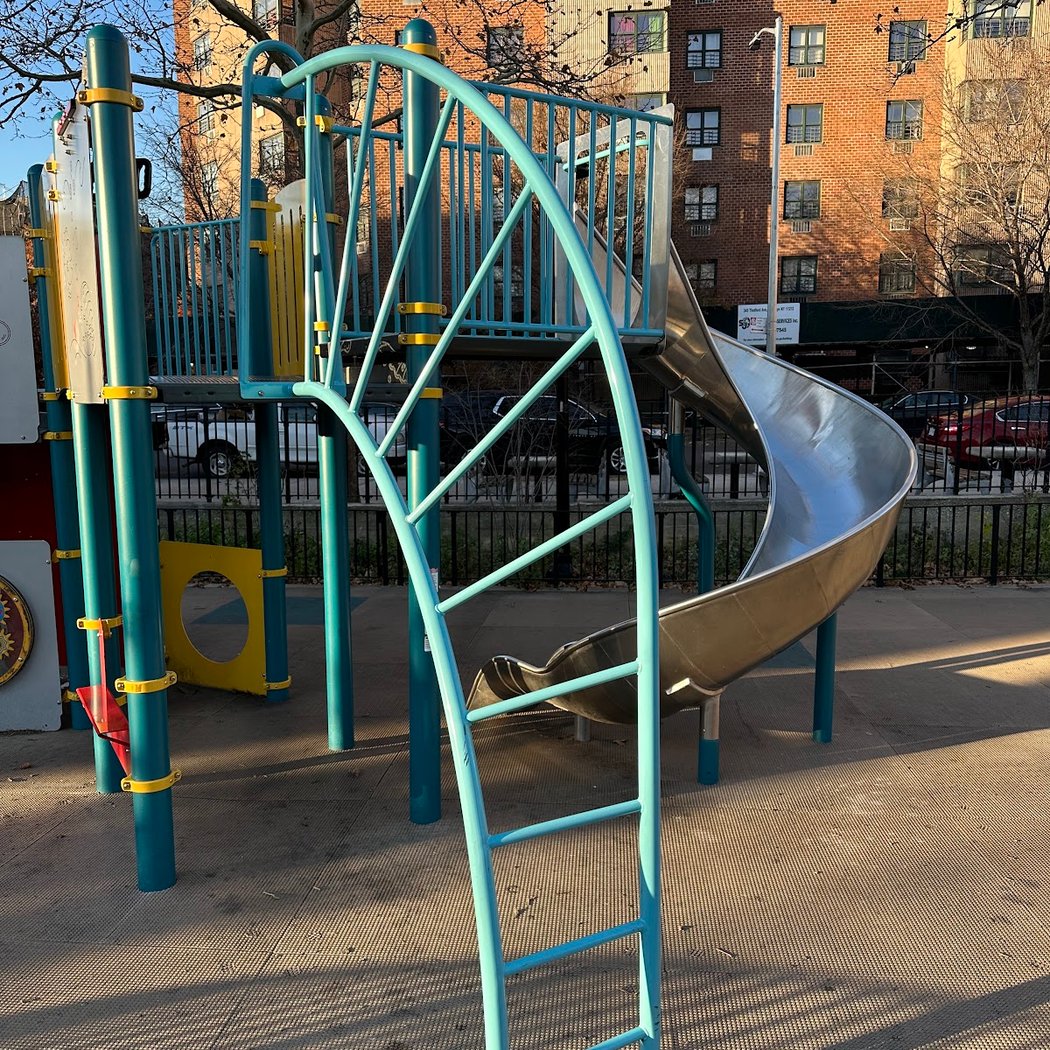 Newport Playground 3