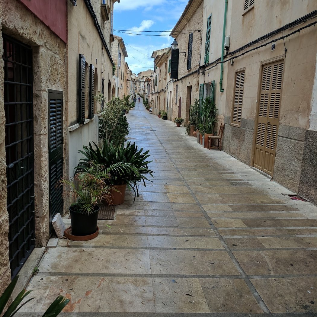 Porta del Moll 3