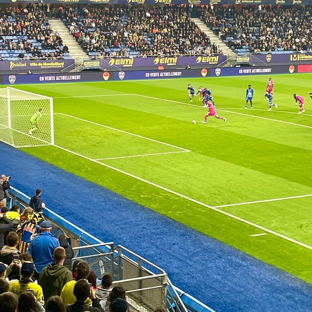 Bonal Stadium 4