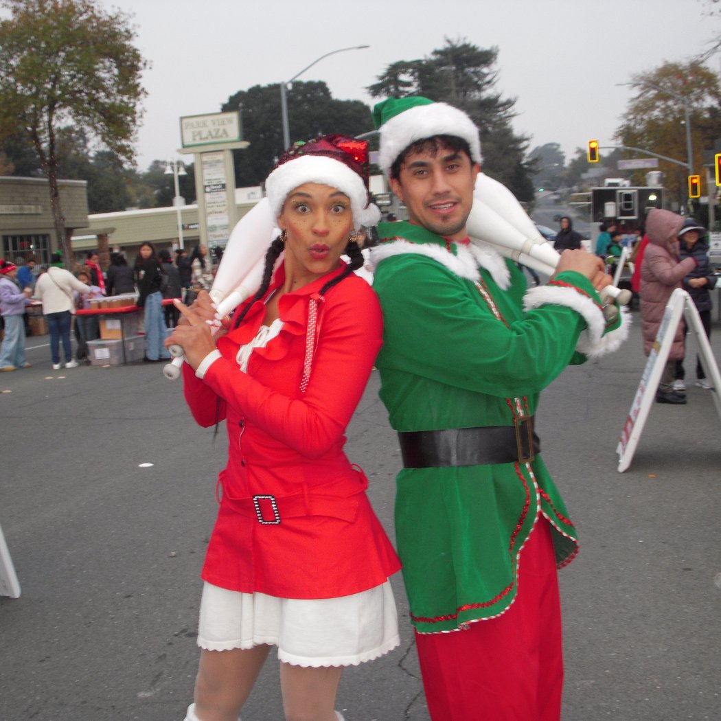 Holiday Tree Lighting 1