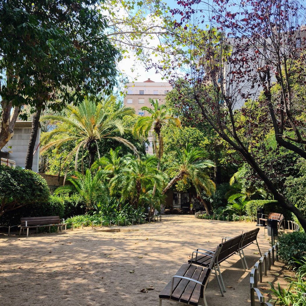 Robert Palace Garden 1
