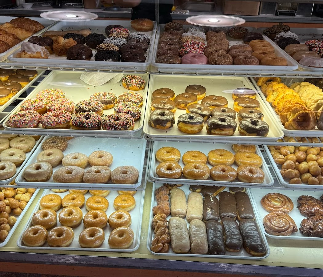 Royal Donut Cafe 3