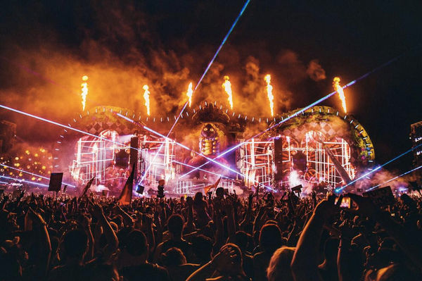 CALVIN HARRIS - Live 4