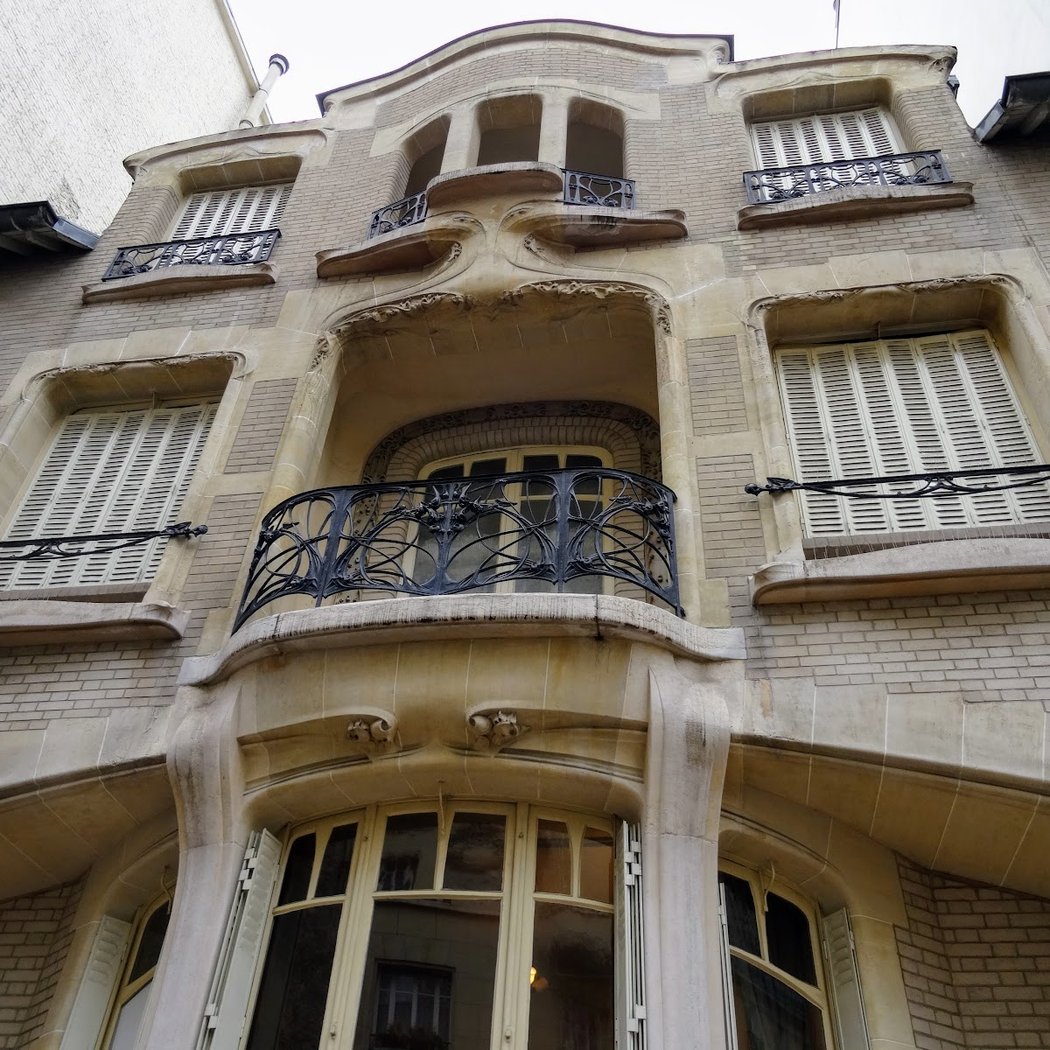 Exposition « Hector Guimard, précurseur du design » 3