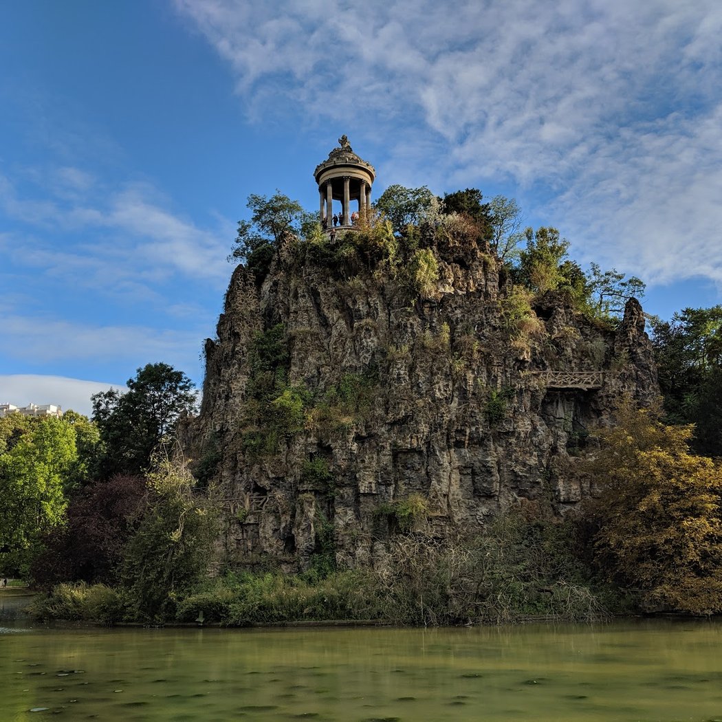 Sunset Tea Rave: a free tea tasting at the Buttes-Chaumont as the sun sets 3