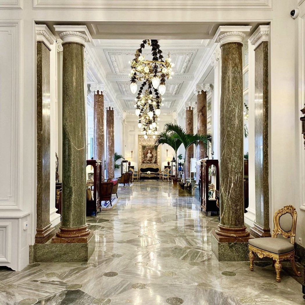 Brunch at Hôtel du Palais 2