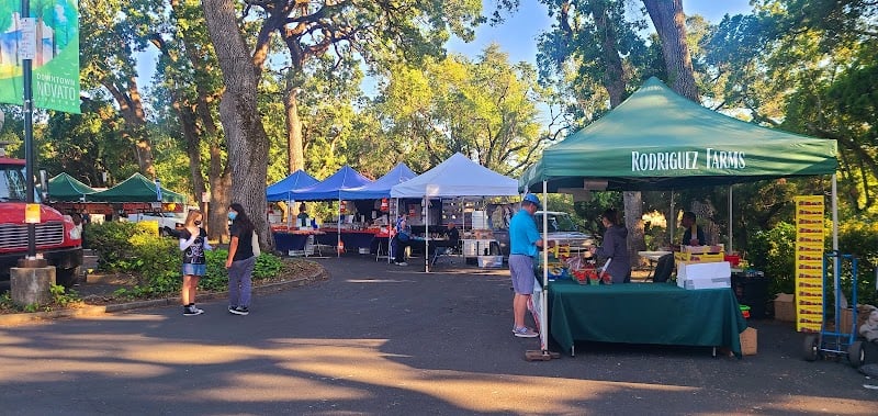 Hamilton Landing Novato Farmers' Market 1