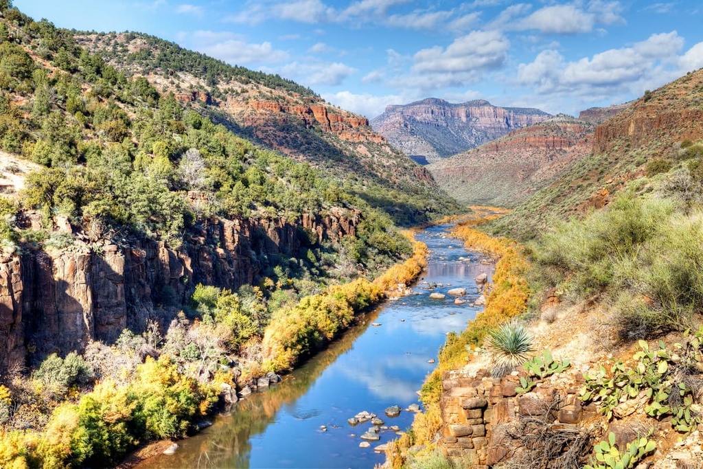 Salt River Tubing & Wild Horse Floating 3