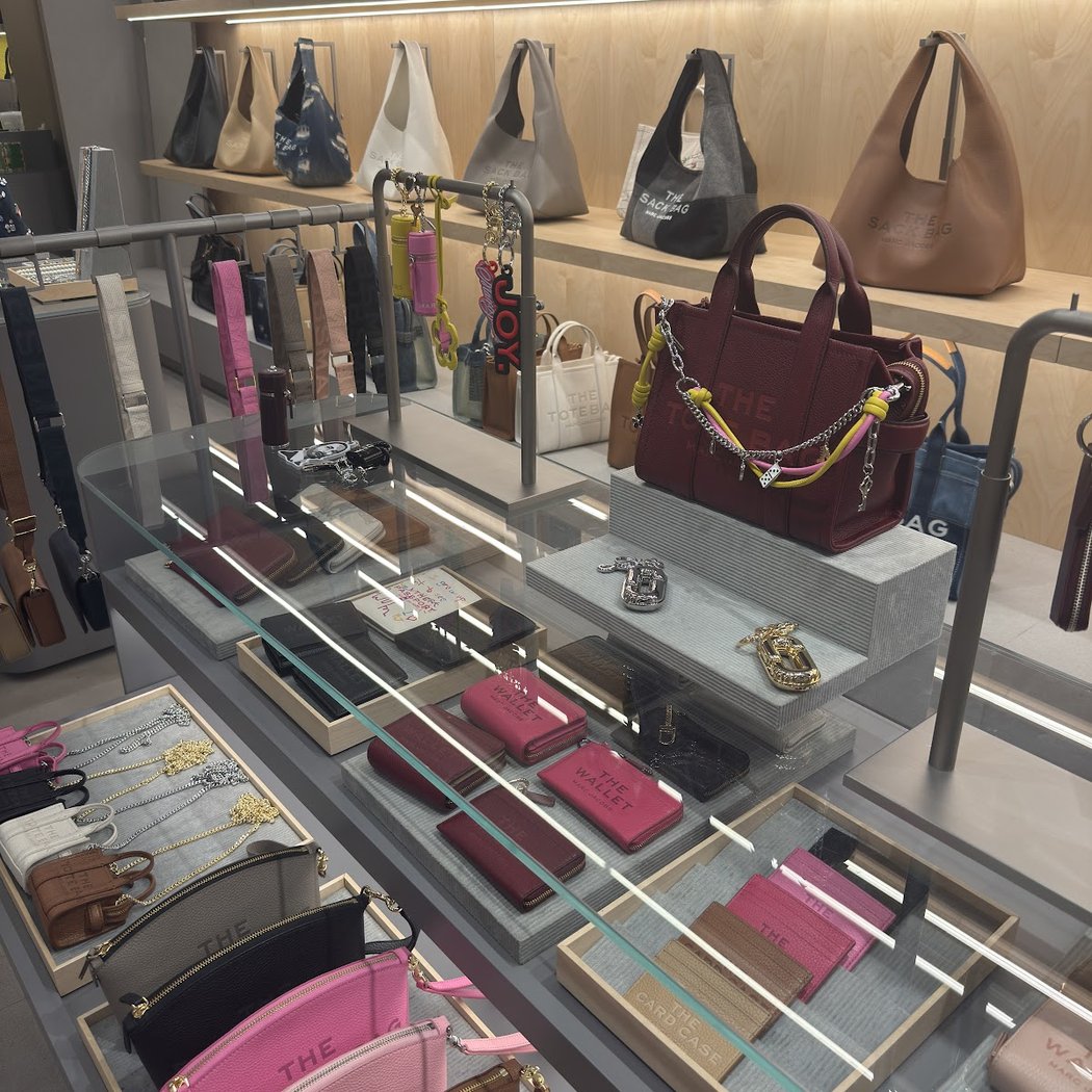 Marc Jacobs - Hudson Yards 1
