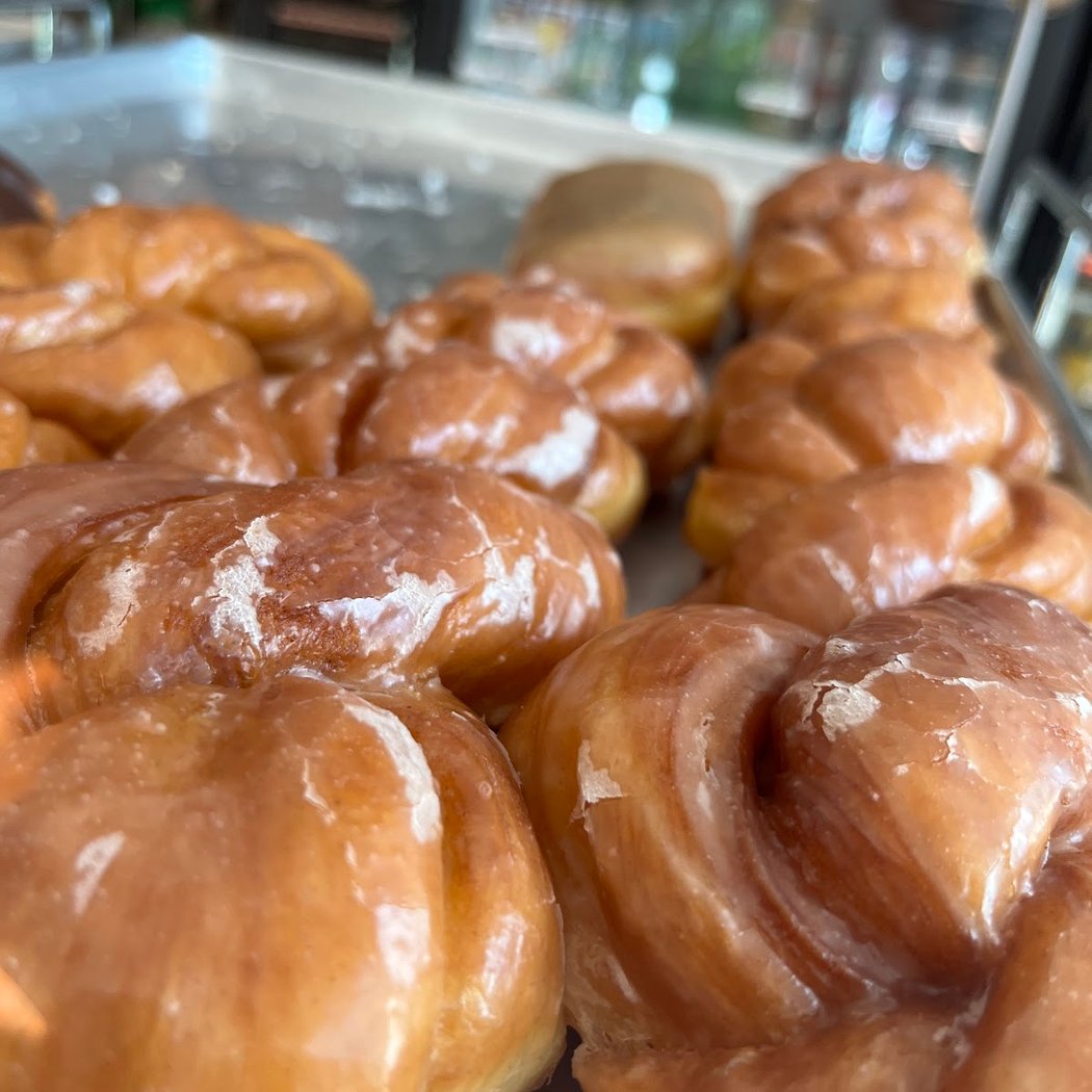 Lee's Donuts 1