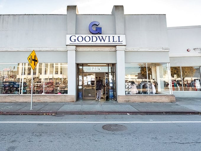 Goodwill Store & Donation Center 3