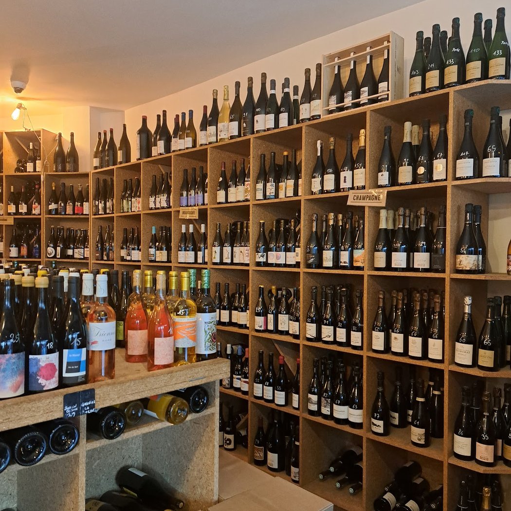 Entretiens, lectures jubilatoires et dégustation de vin 3