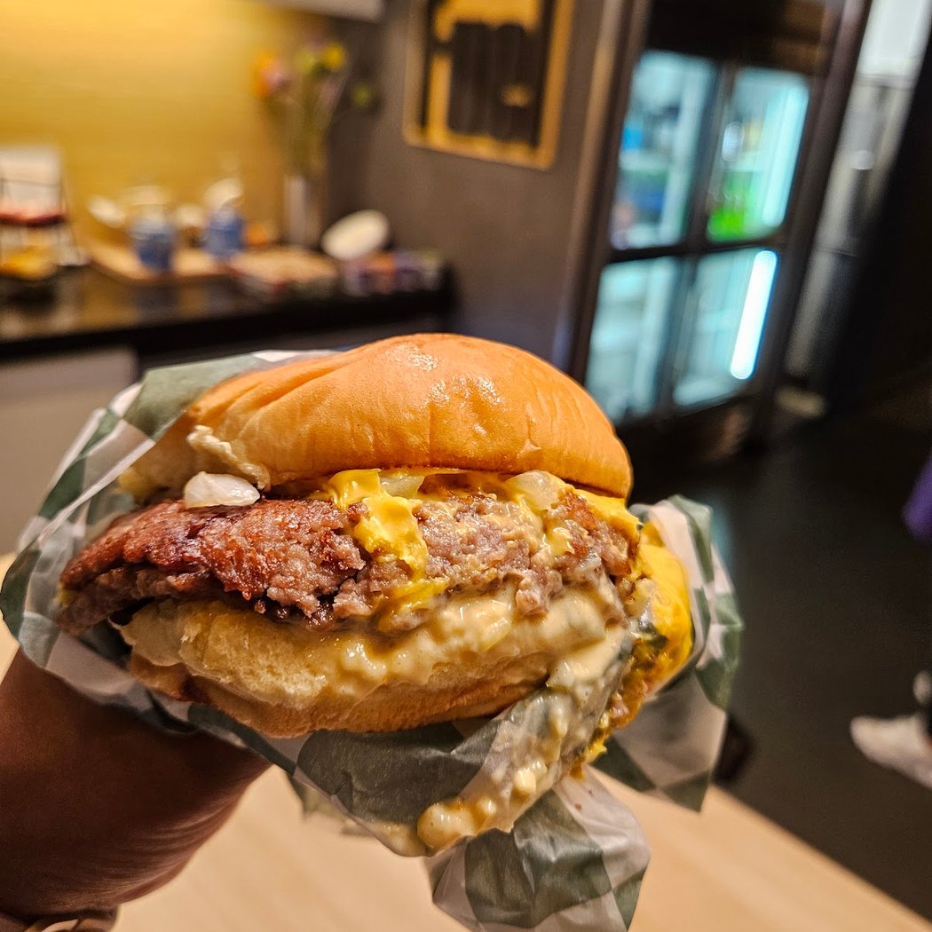 7th Street Burger Downtown Brooklyn 3